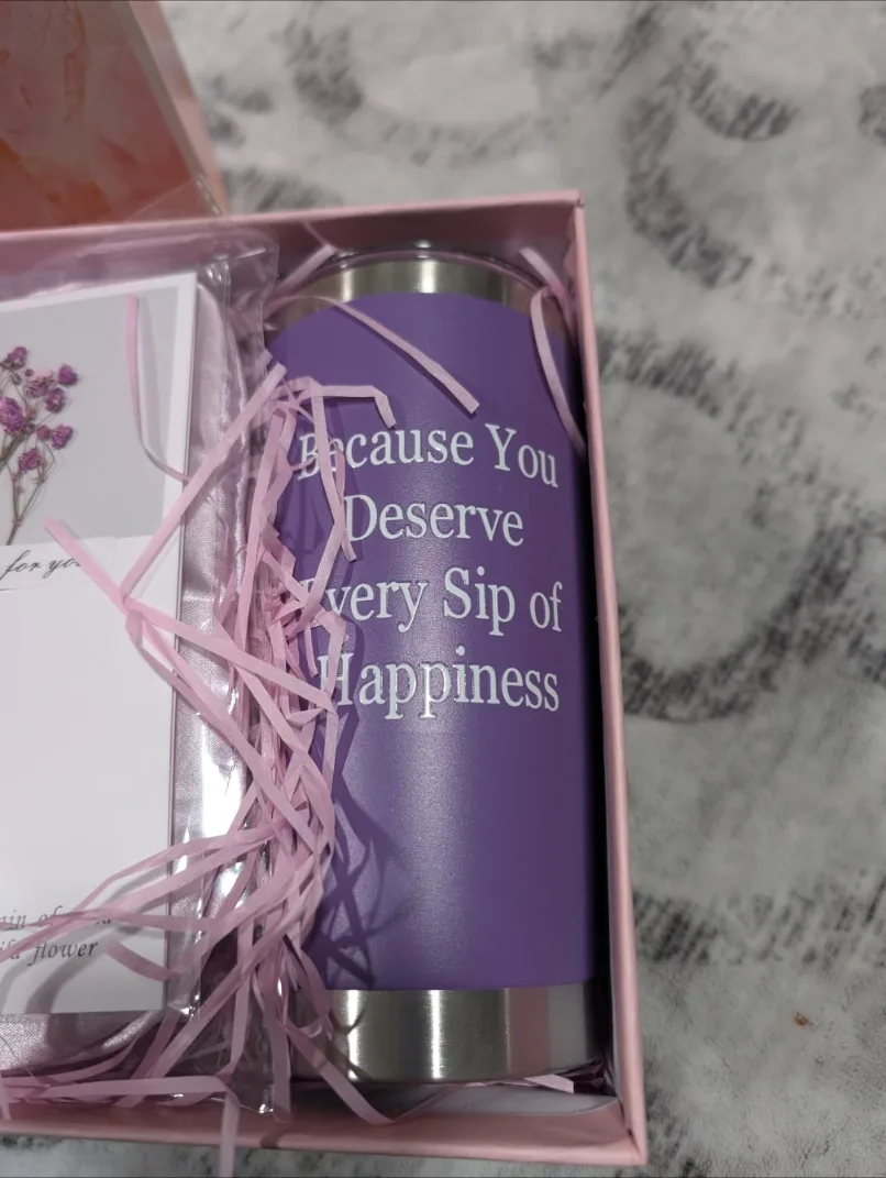 Lunaire Spa Gift Set For The Gorgeous ladies image indicator(4)