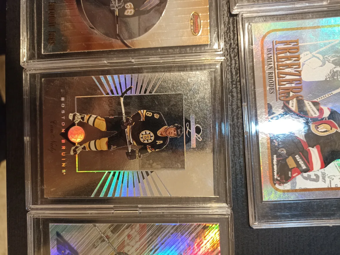 Hockey Trading Cards - Assorted Players image indicator(3)