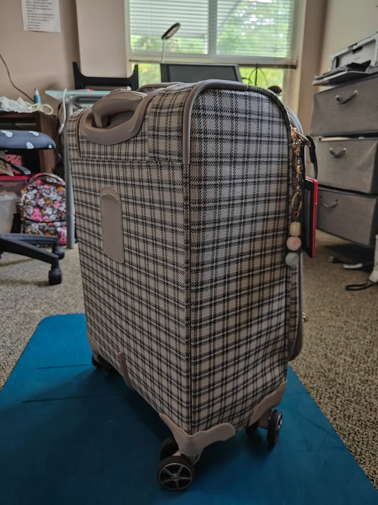 London Fog Plaid Carry-On Suitcase image indicator(5)