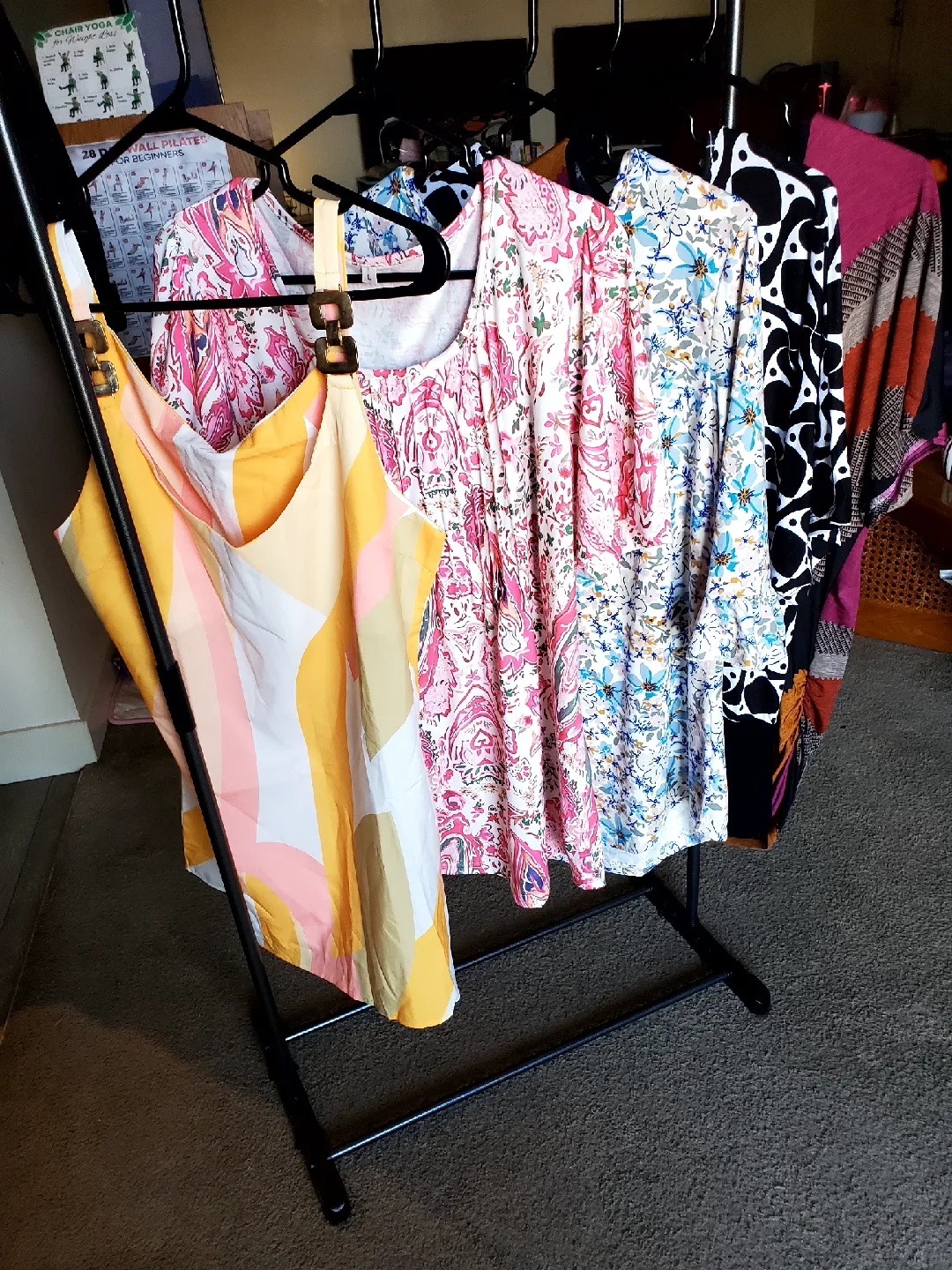 15 Women's X LARGE and  LARGE .Shirts.Mos8jt Brand new! image indicator(4)