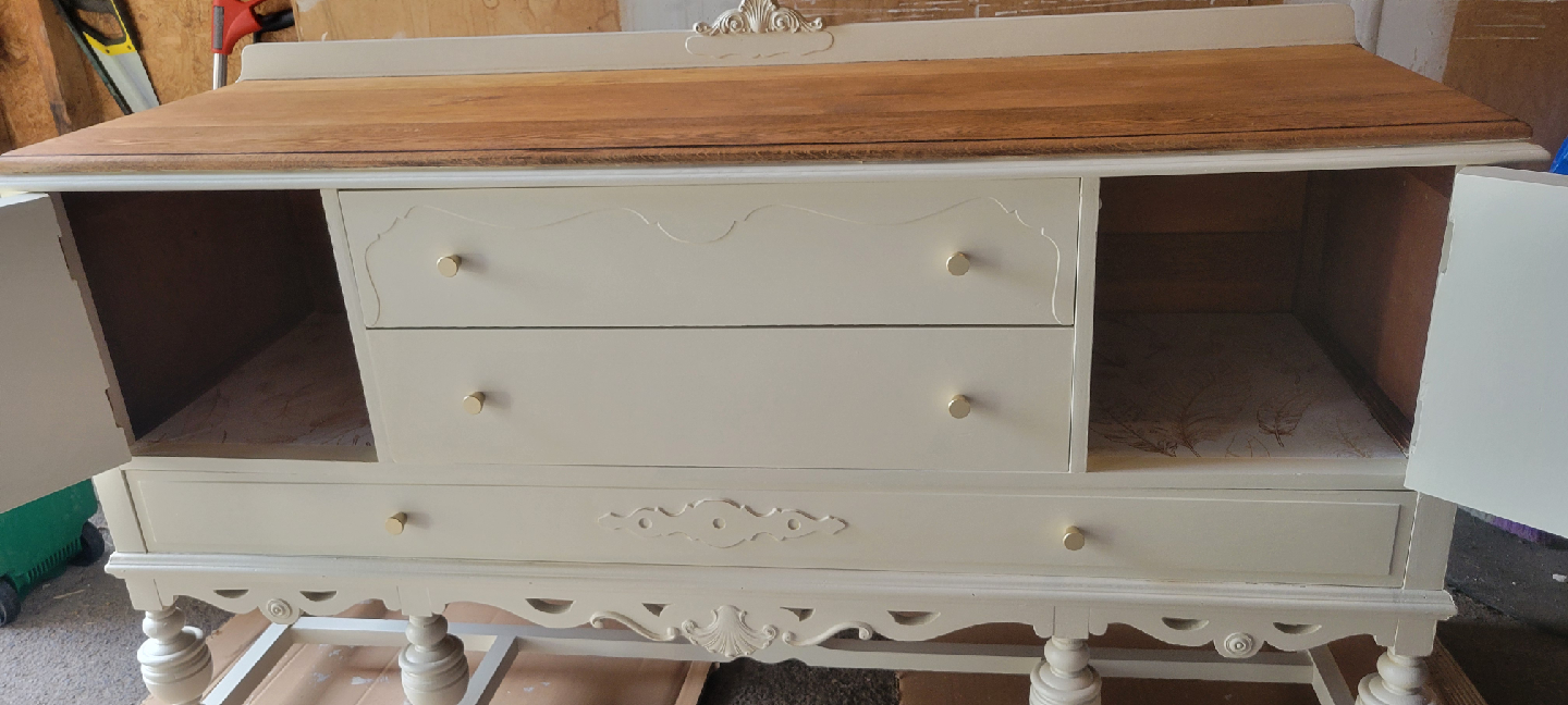 Vintage Style Cream & Wood Buffet - photo 3