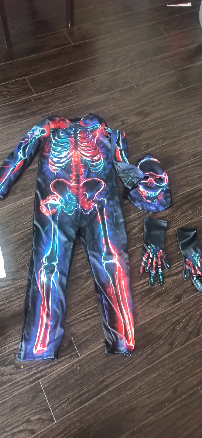 New Skeleton Costume with Mask & Gloves. image indicator(3)