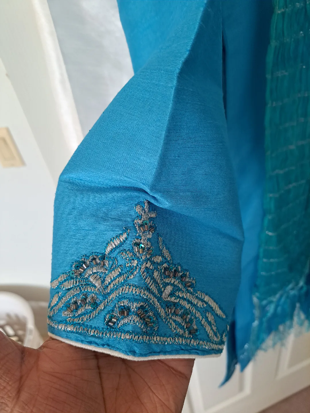 BRAND NEW - Men's silk Blue Kurta with Scarf and white pant image indicator(6)