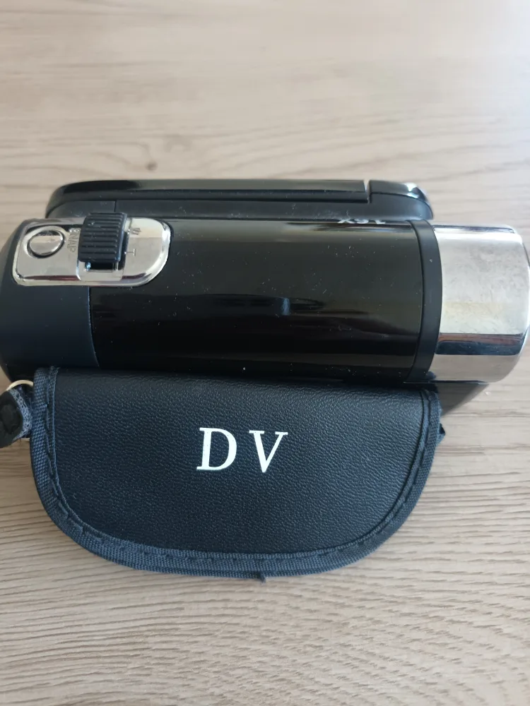 HD 1080P Camcorder - 16.0 Mega Pixels image indicator(2)