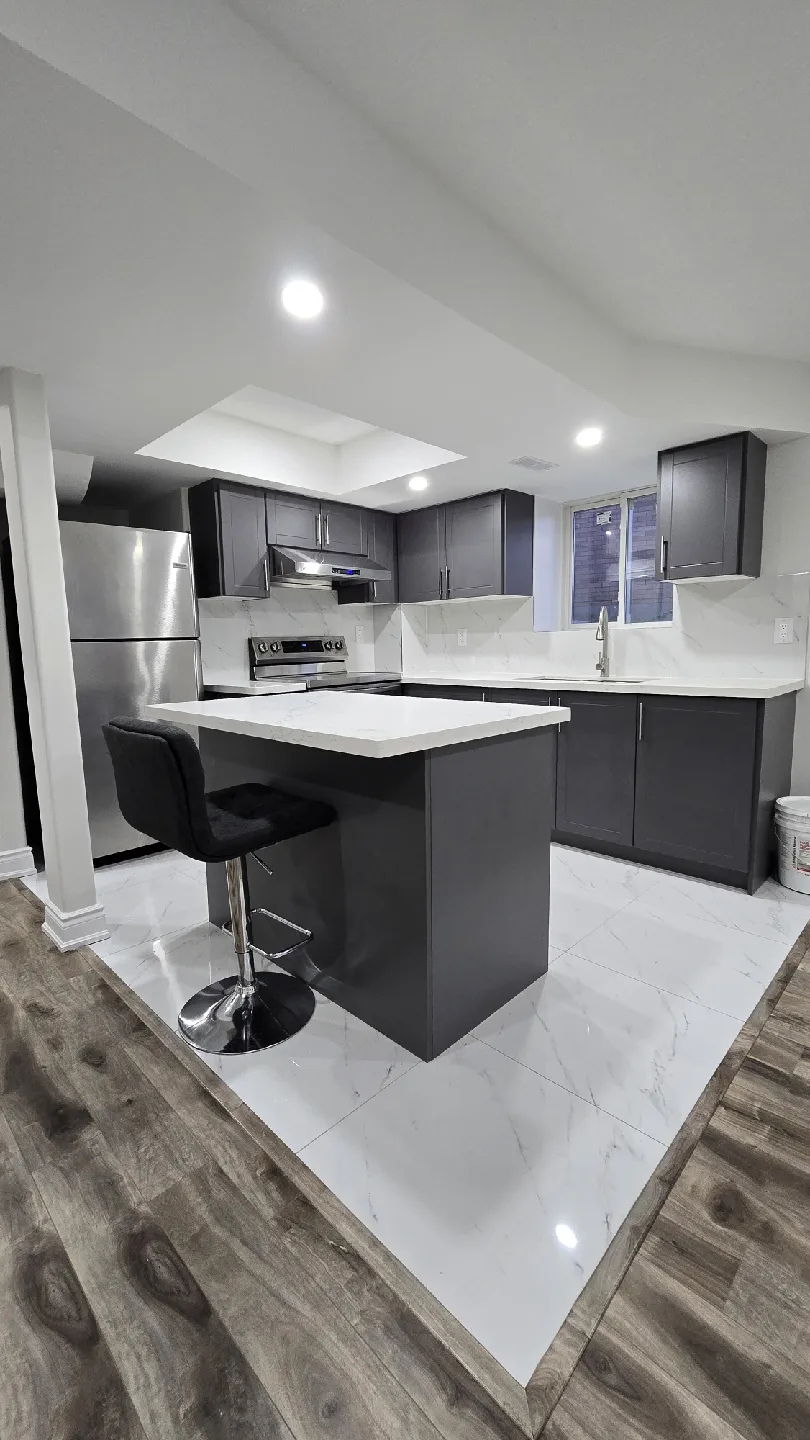 Three bed room basement for rent image indicator(8)