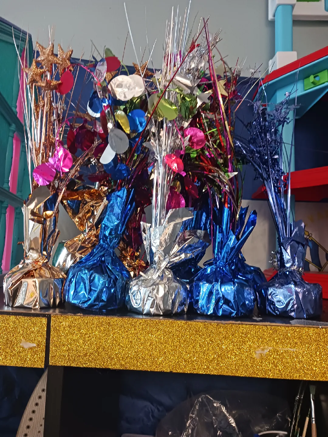 Party Favors - Assorted Colours thumbnail