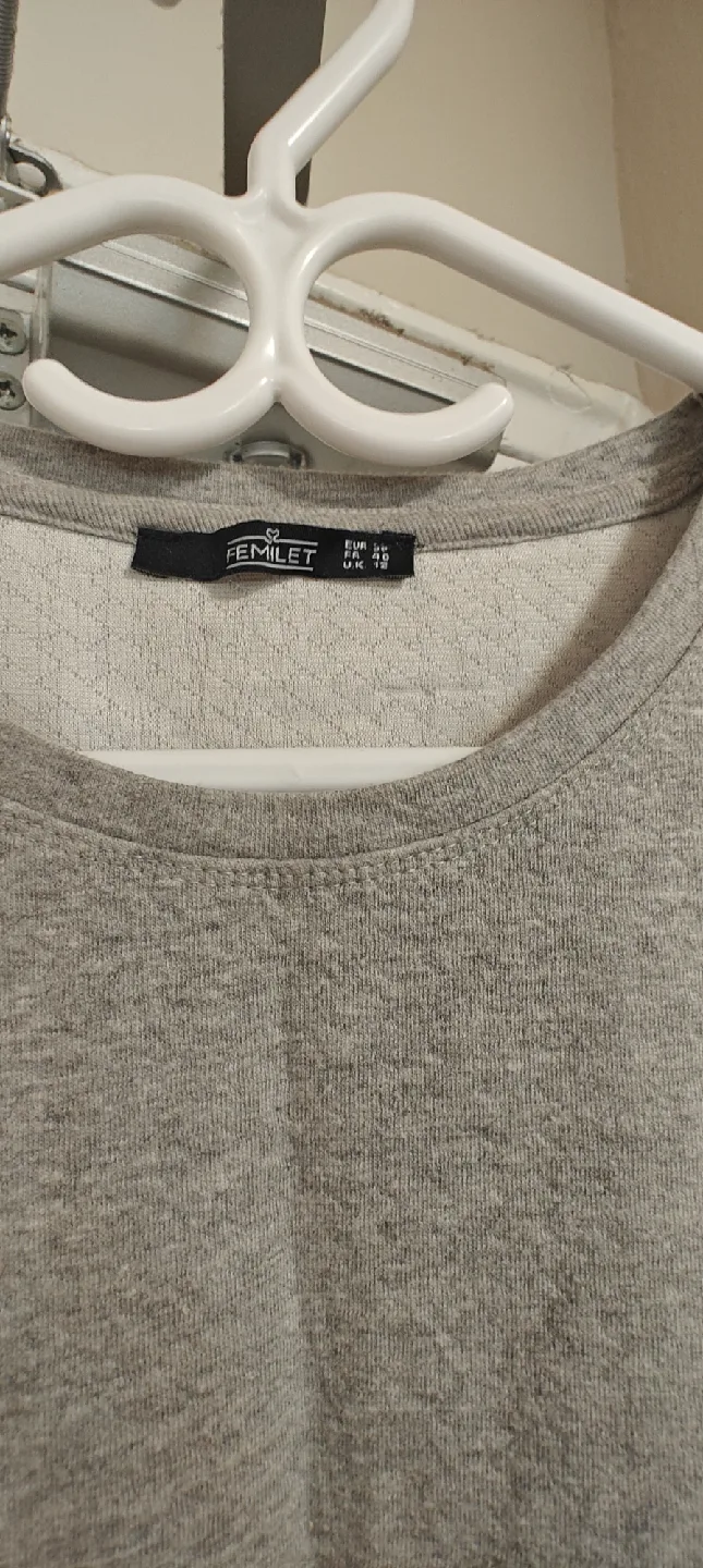 Femilet Grey Top - Size 46 image indicator(2)