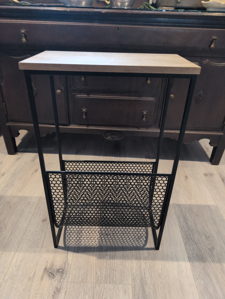 side table magazine holder - photo 2