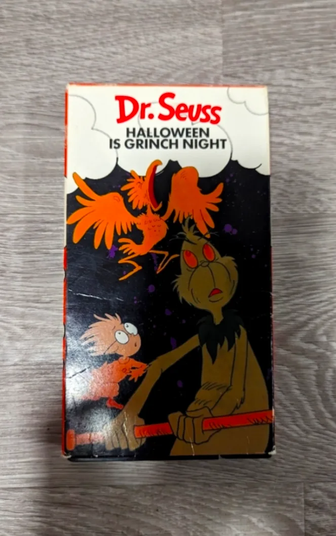 Dr. Seuss Halloween is Grinch Night VHS thumbnail