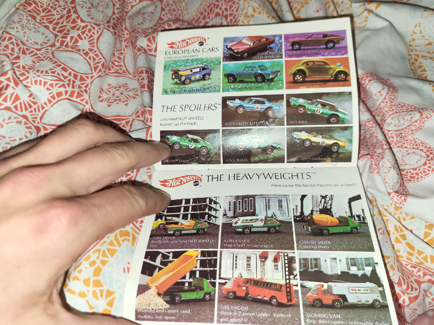 Vintage Hot Wheels Track Sets & Cars - photo 3