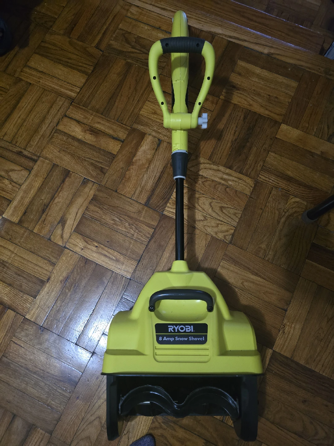 Ryobi 8 Amp Snow Shovel - Yellow