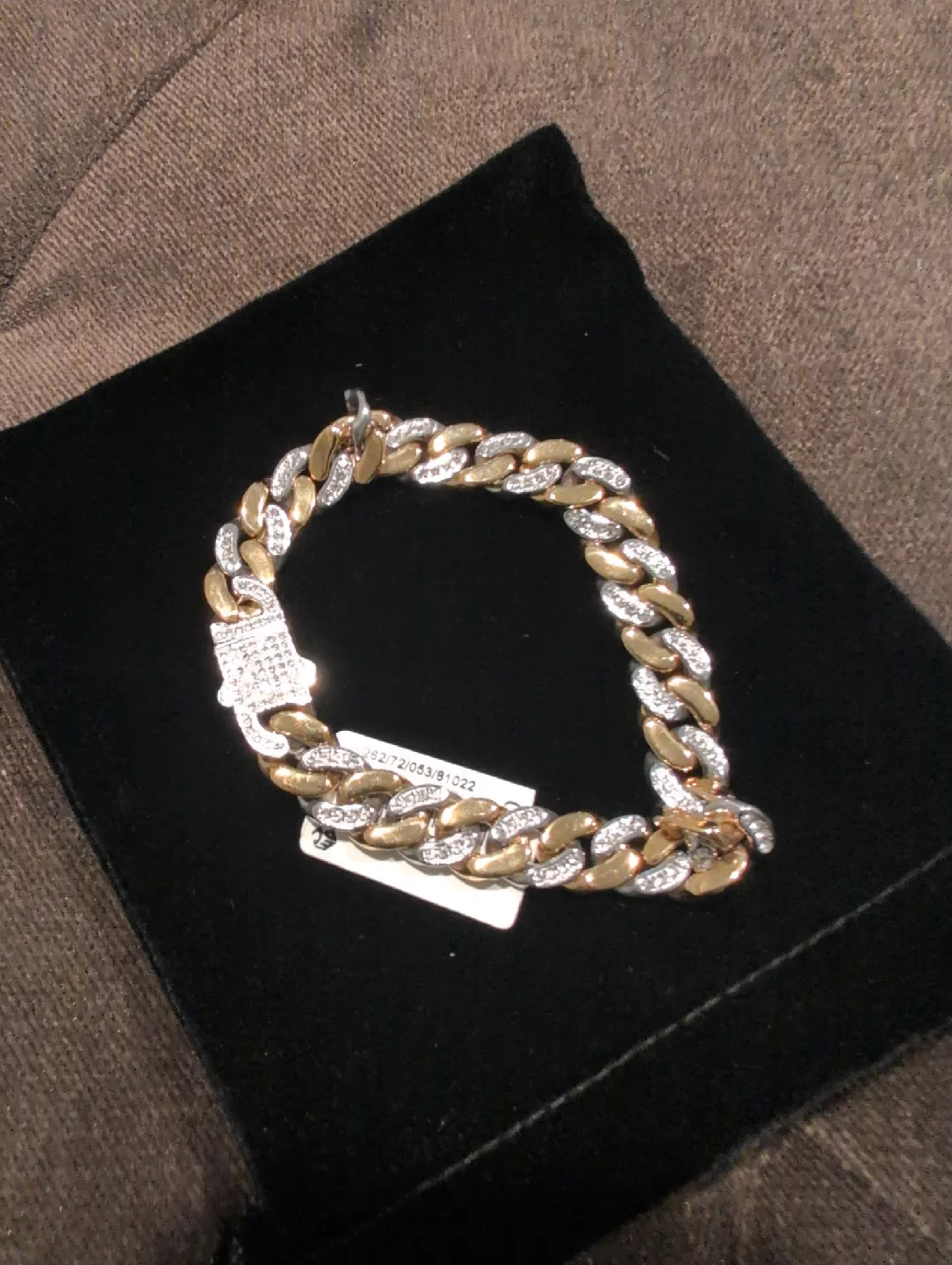 Cuban Link Bracelet Gold and Silver image indicator(2)