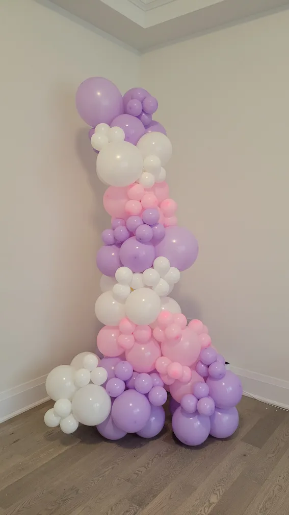 Balloon Garland - Purple, Pink, White image indicator(2)