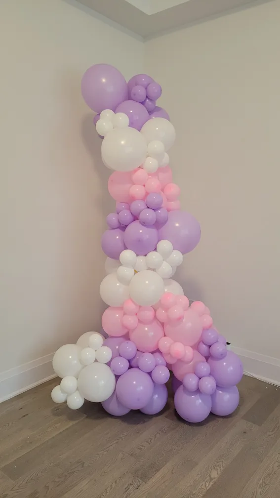 Balloon Garland - Purple, Pink, White image indicator(4)