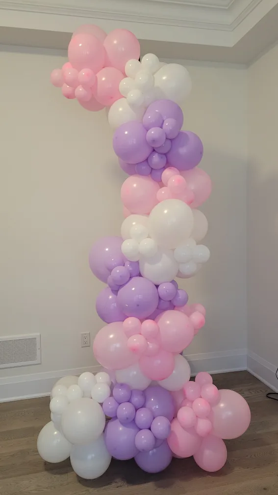 Balloon Garland - Purple, Pink, White image indicator(6)