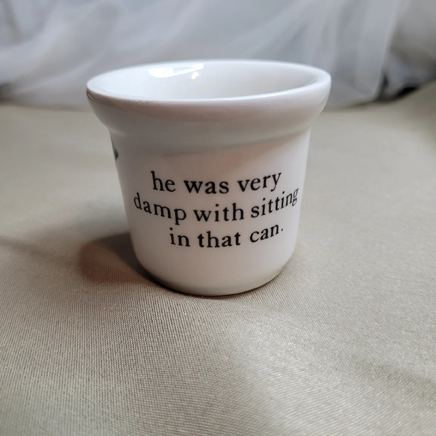 Vintage Wedgwood Peter Rabbit Egg Cup etc. England image indicator(3)