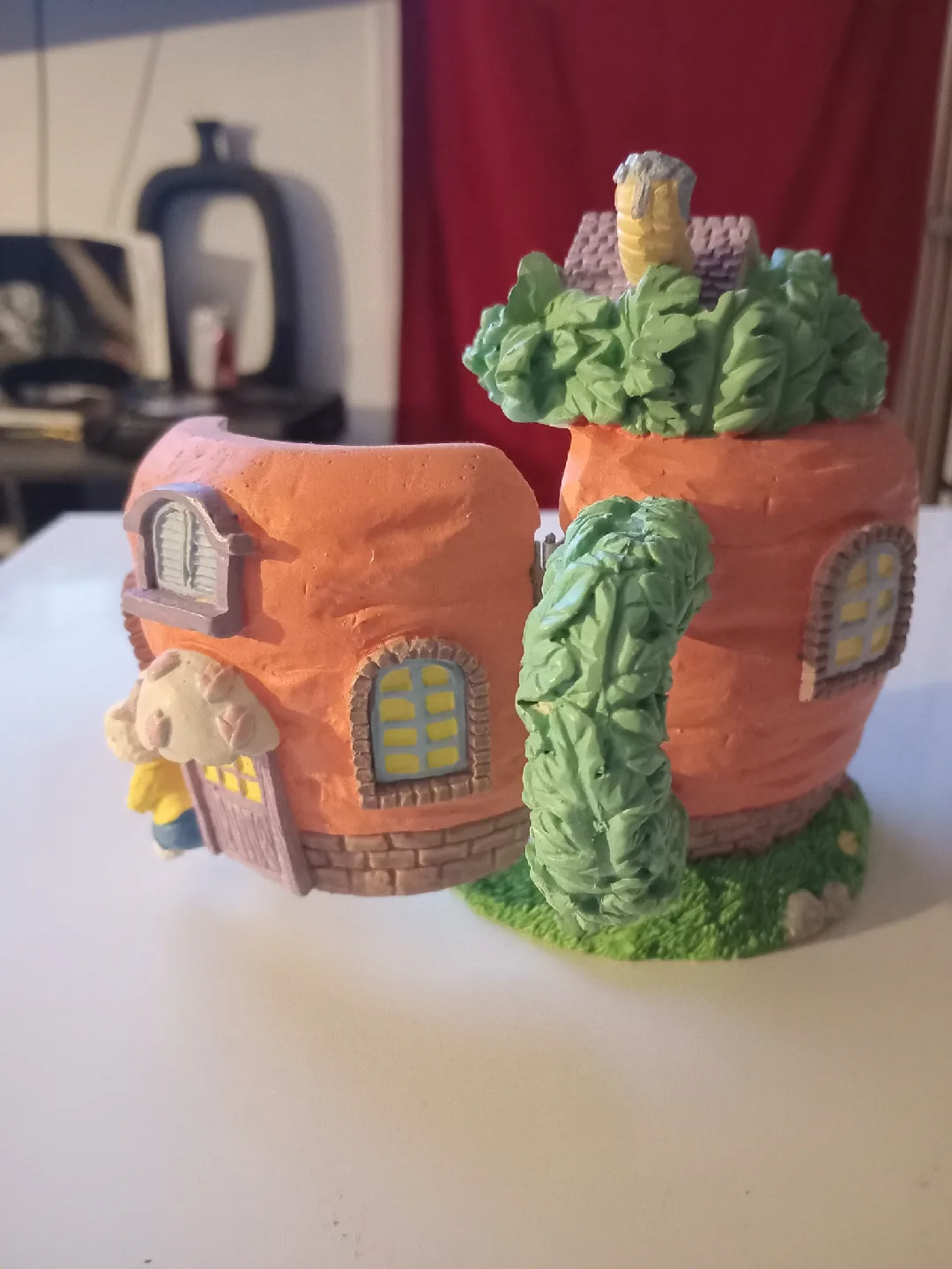 Bunny Teapot House Figurine image indicator(3)