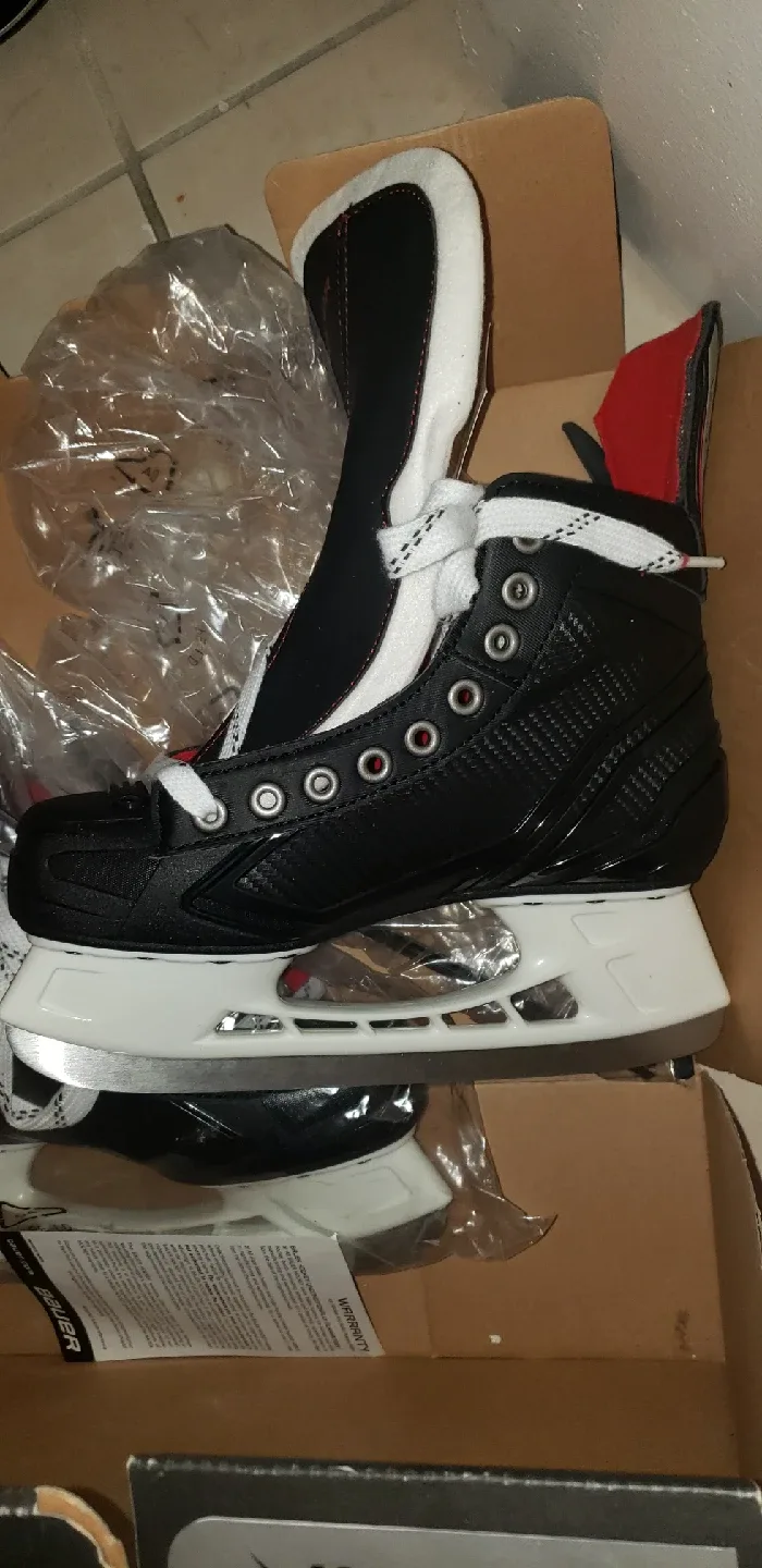 Bauer Vapor X250 Ice Hockey Skates - Size 5 image indicator(2)
