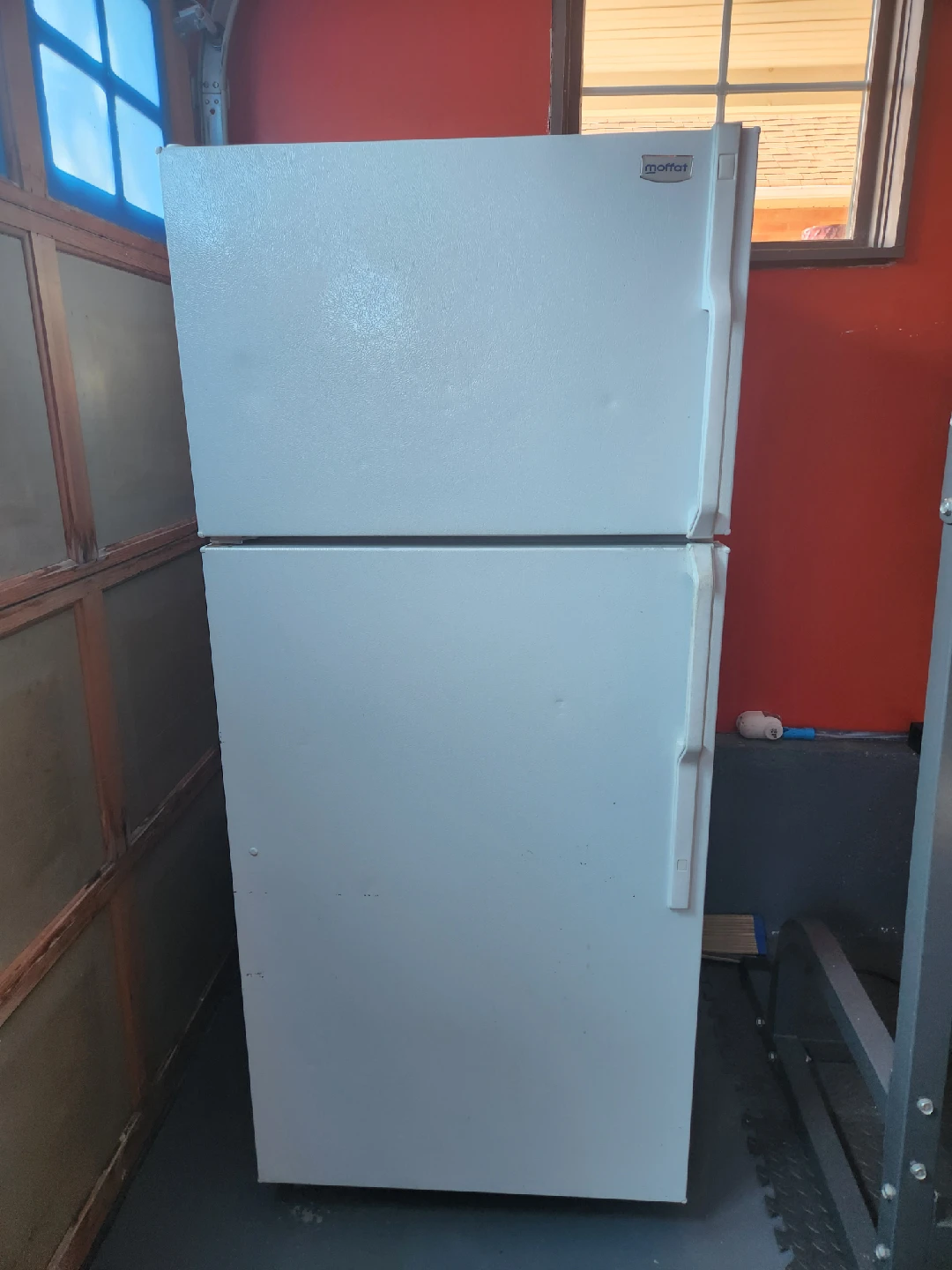 Moffat White Fridge