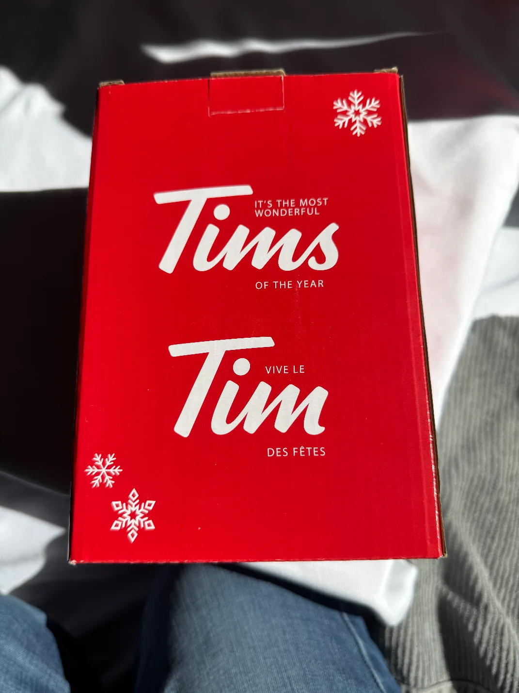 Tim Hortons Ceramic Mug Set - New in Box image indicator(2)