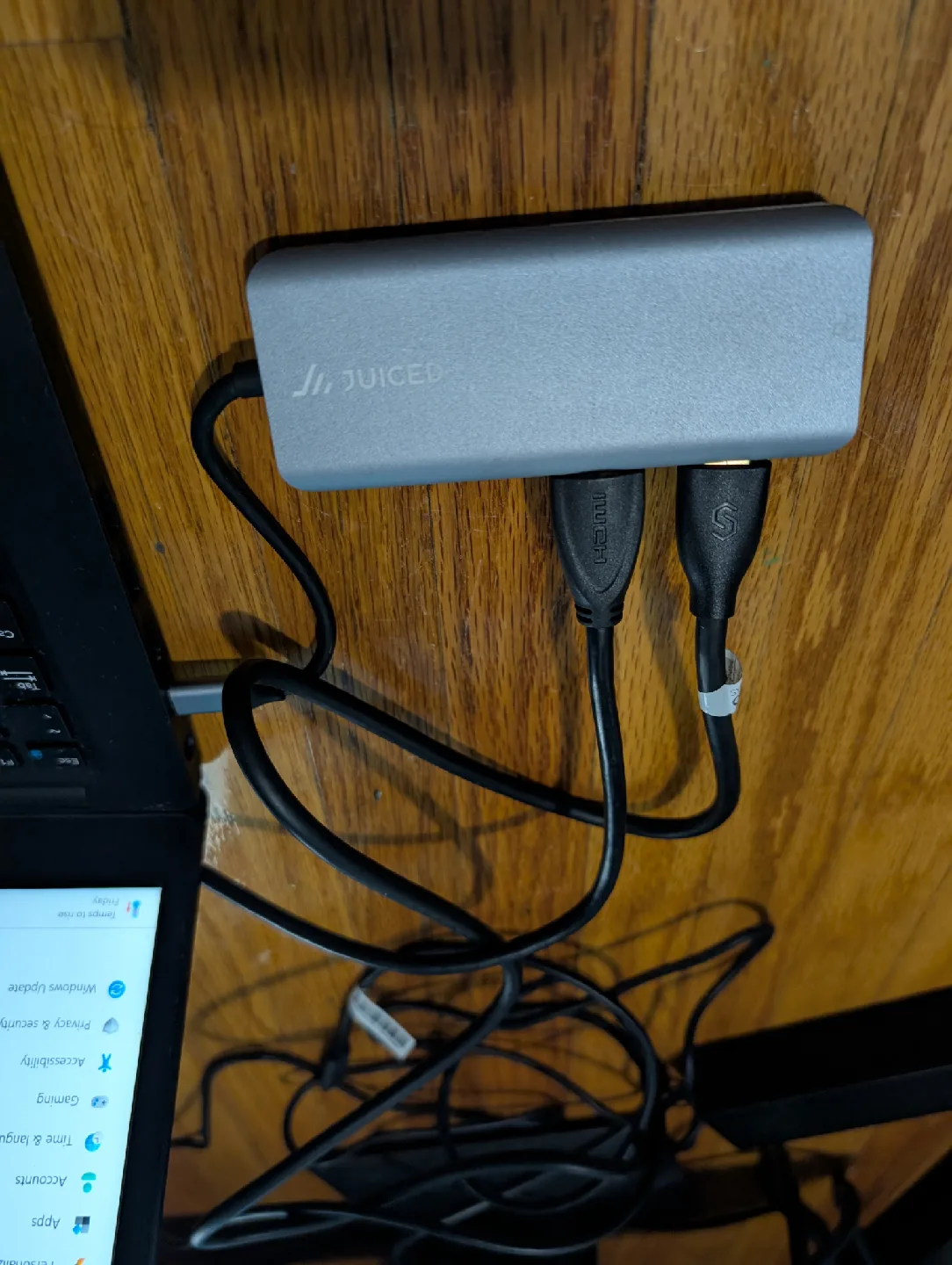Juiced USB-C Hub - Like New! image indicator(2)