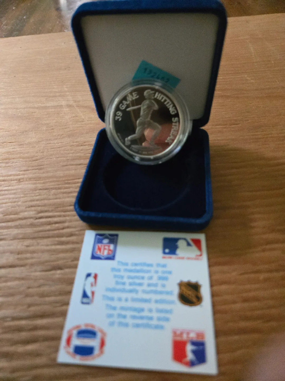 Paul Molitor 39 Game Hitting Streak Silver Coin image indicator(2)