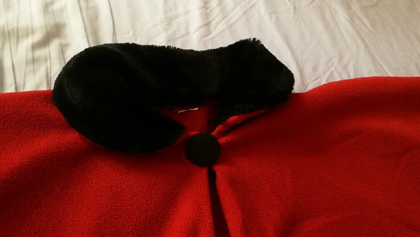 Red Fleece Cape with Black Collar image indicator(4)