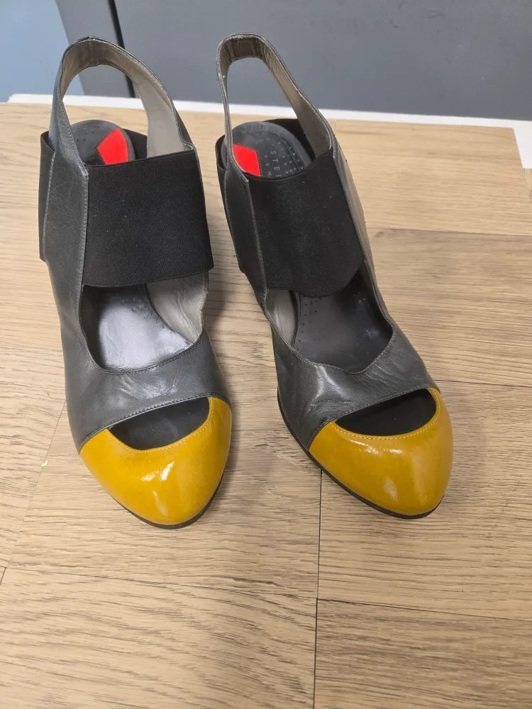 Stephen Venezia Heels - Grey/Yellow