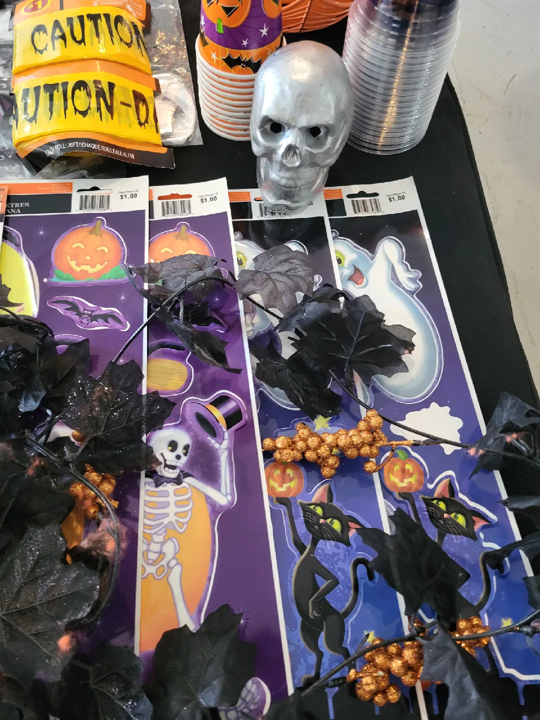 🎃Halloween Decorations Bundle👻 - brand new/almost new image indicator(8)