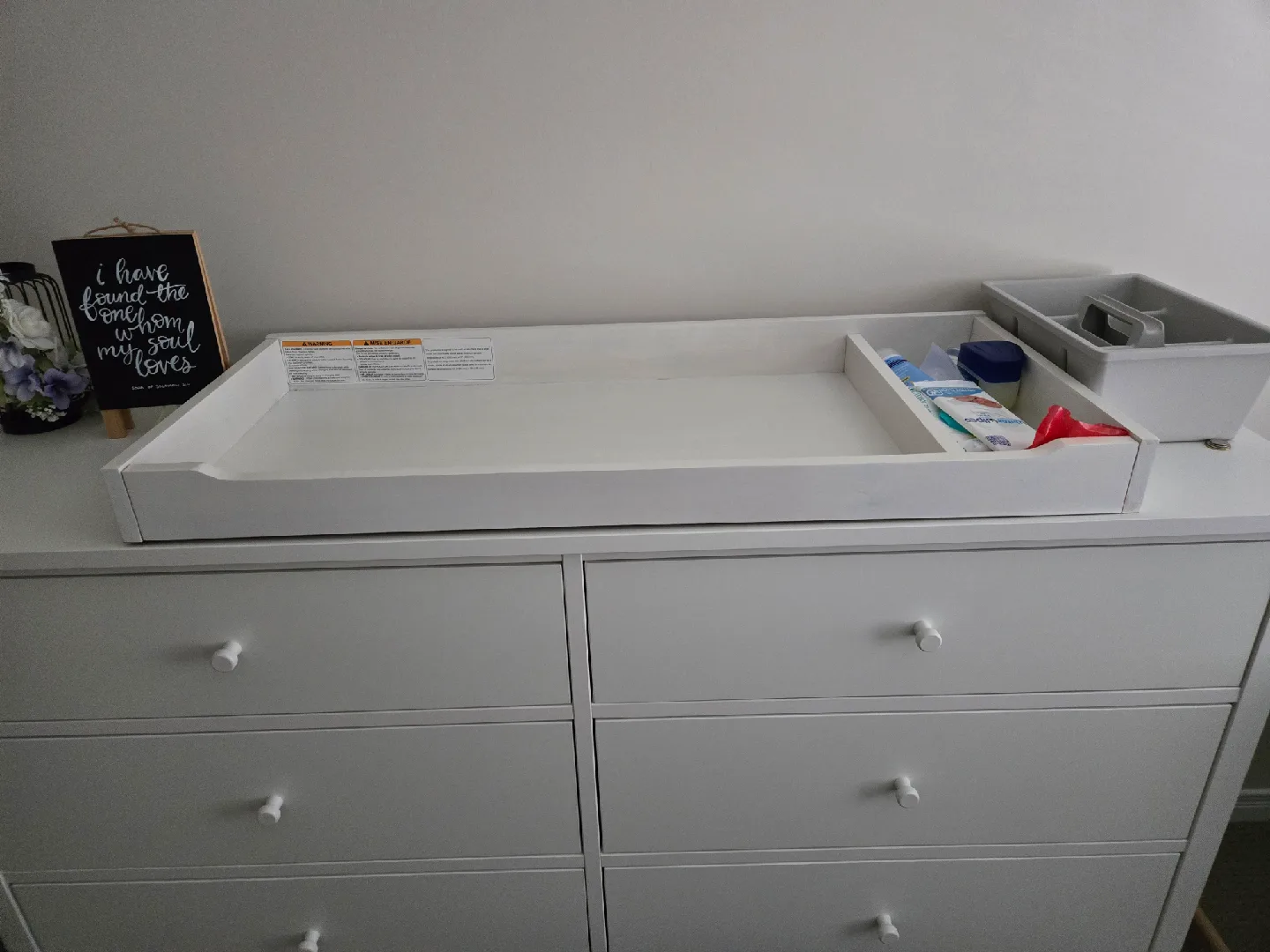 BRAND NEW IN BOX Leons Change table topper image indicator(2)