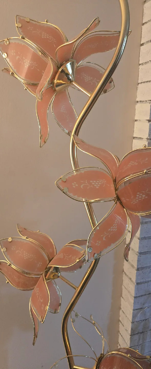 Vintage Lotus Floral Floor Lamp image indicator(5)