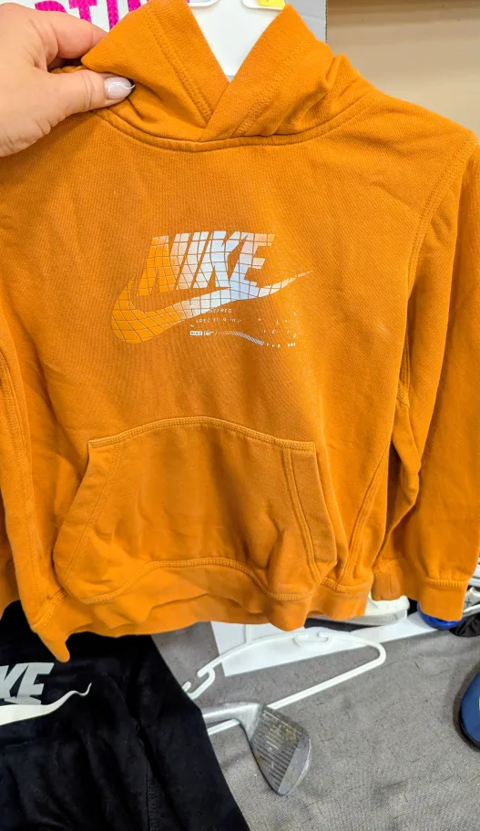 Nike hoodies boys M bundle image indicator(4)