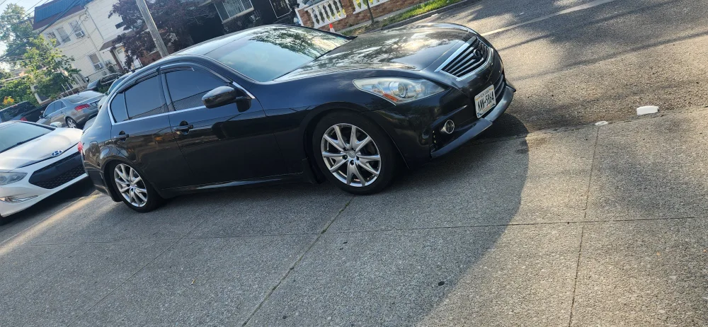 Infiniti G37 sport image indicator(2)