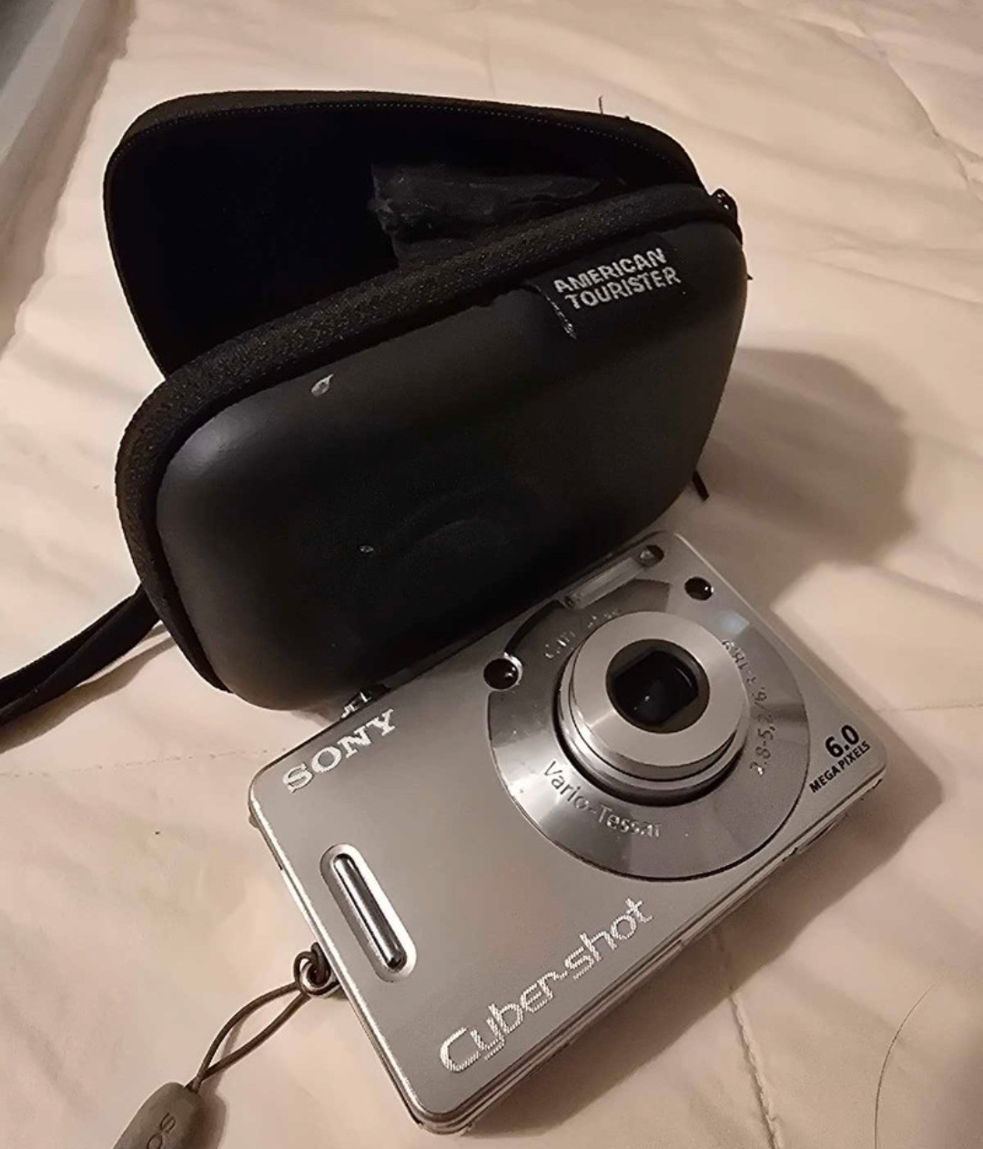 Sony Cyber-shot DSC-W50 Digital Camera - photo 3