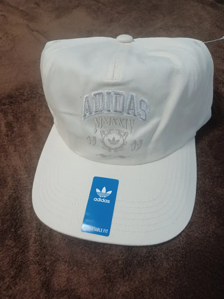 Adidas 5 panel hats image indicator(4)
