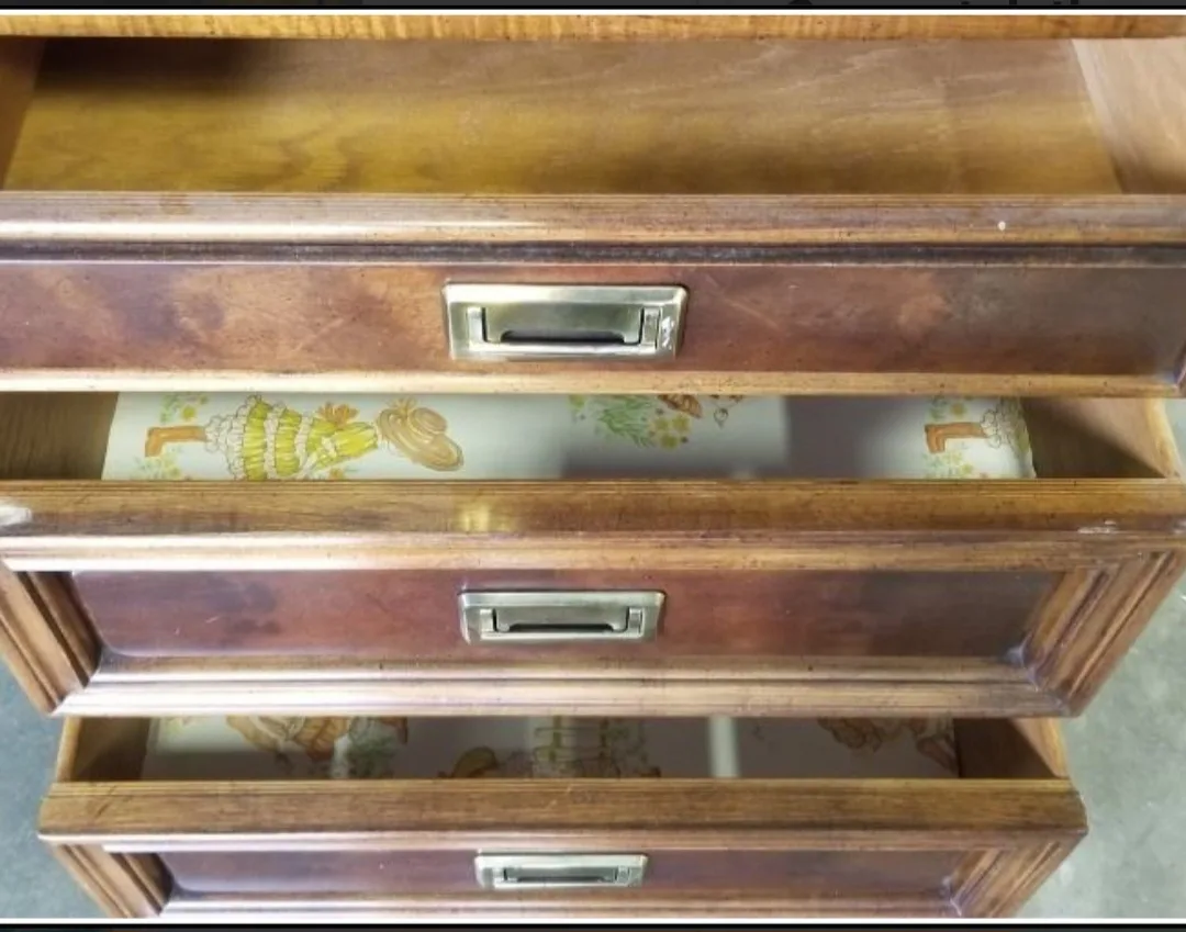 MCM 2 DOOR CABINET image indicator(4)