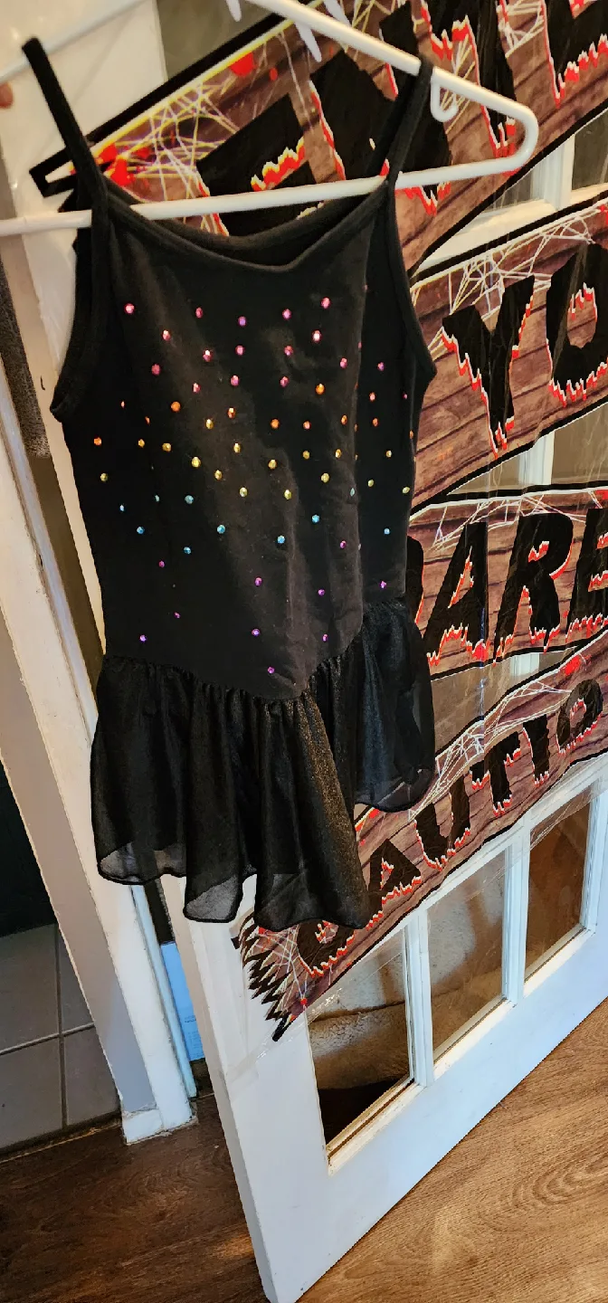 Girls' Black Dance Leotard thumbnail