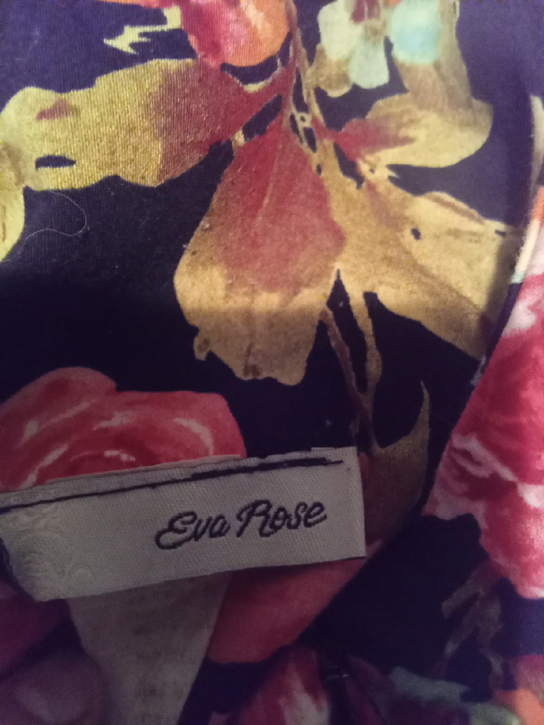 Eva Rose Floral Dress - Size 12 image indicator(2)