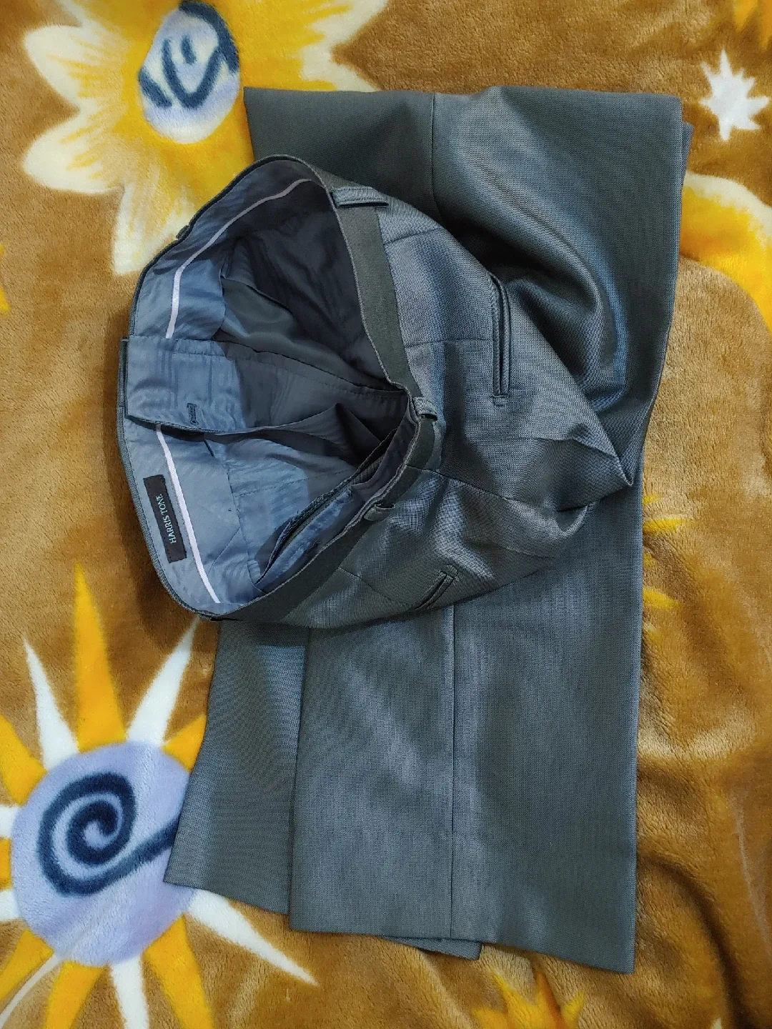 Harris Tone The Classic Suit - light Greenish Grey, Size 37E image indicator(5)