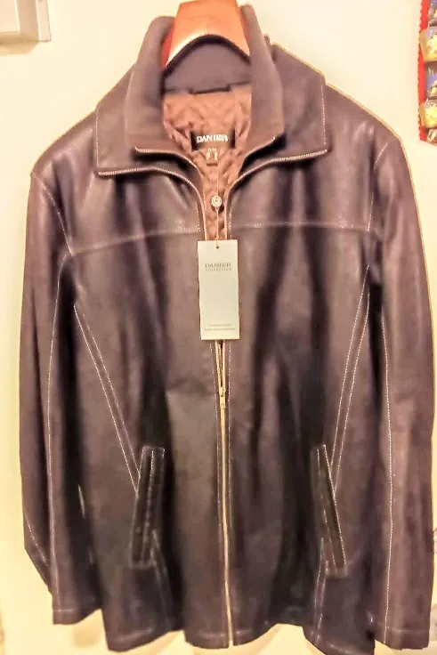 Danier Collection Leather Jacket - XL image indicator(5)