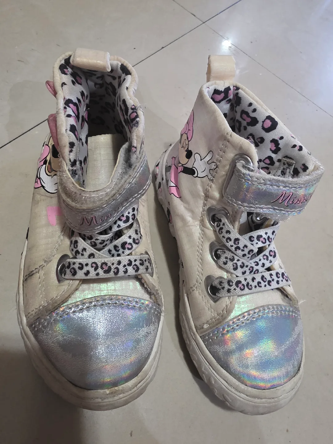 Kids' Sandals & Sneakers Bundle image indicator(2)