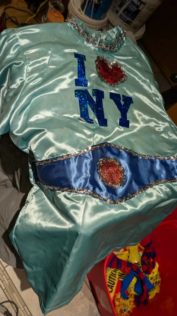 Costume "I Love NY" turquoise image indicator(2)