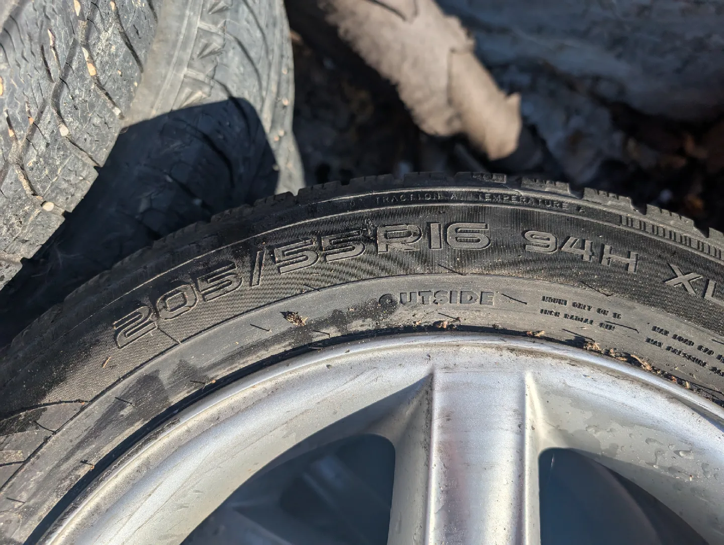205/55R16 94H Tires and Rims image indicator(3)