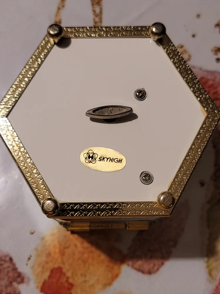 Skyhigh Glass Music Box image indicator(3)