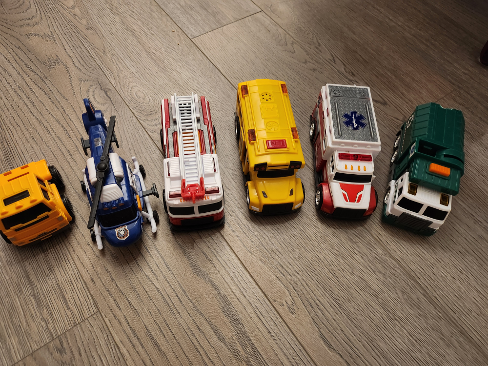 Set of 6 Toy Emergency Vehicles