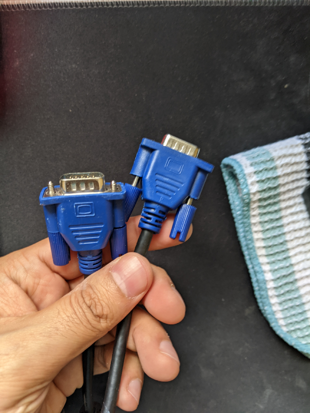 Blue VGA Cables - Monitor Connection - photo 3