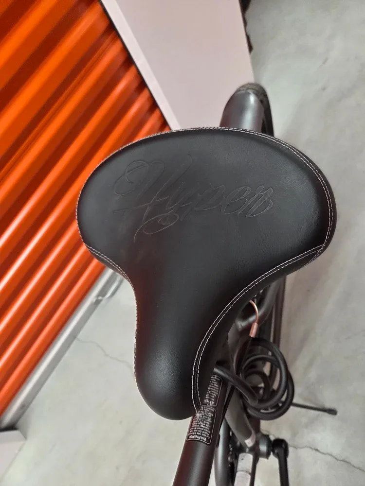 Hyper Bicycle Men's Cruiser 26" Commuter Bike, Gray image indicator(8)