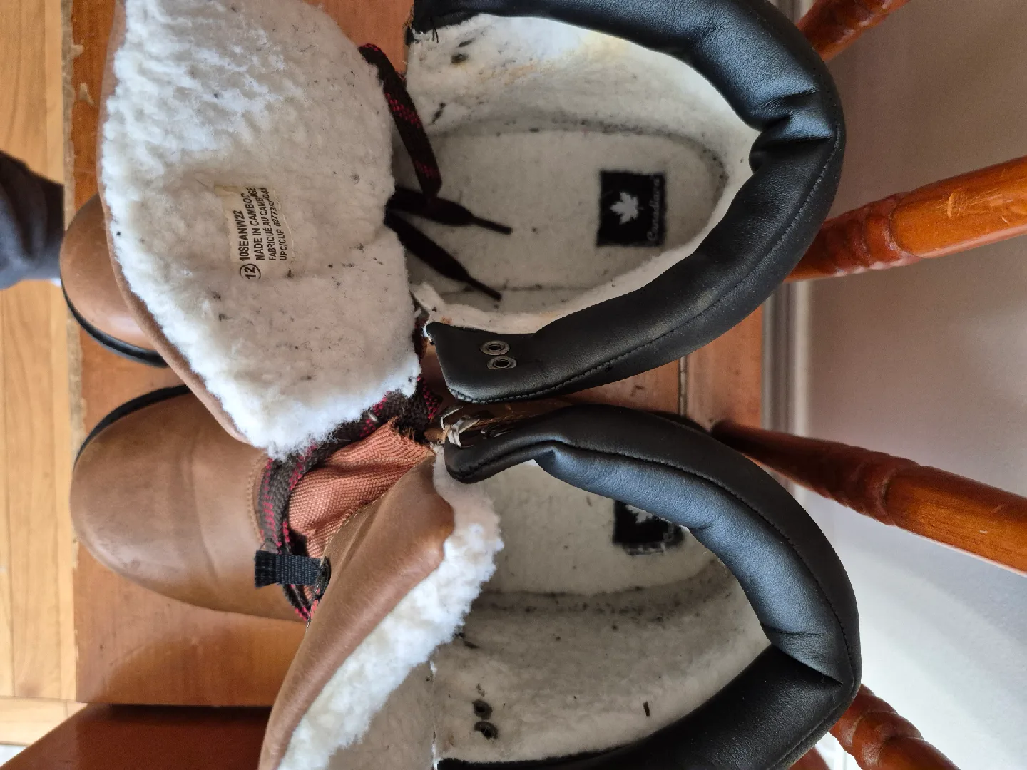 Canadiana 3M Thinsulate Winter Boots - Size 12 image indicator(3)