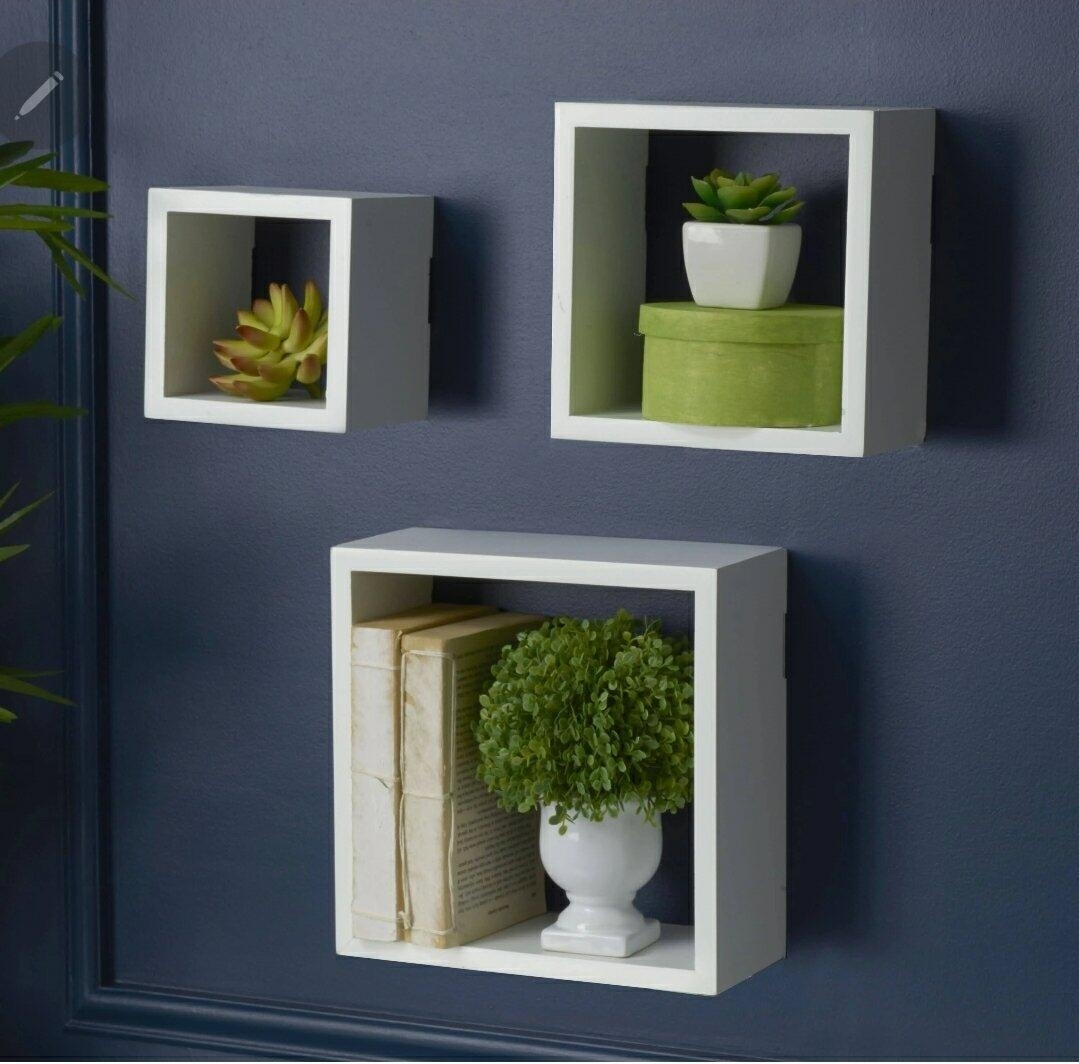 Melannco Set of 3 White Cube Shelves - Easy to Hang - photo 2