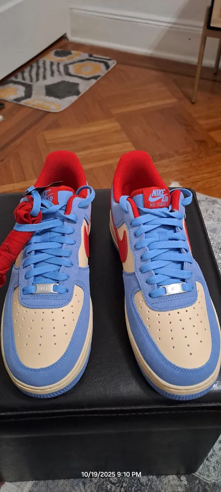 Nike Air Force 1 '07 LV8 University Blue Size 10.5 image indicator(2)